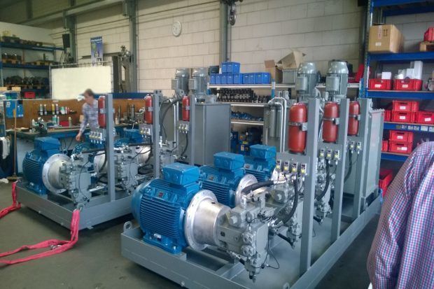 3 x 132kW-Hydraulikaggregat