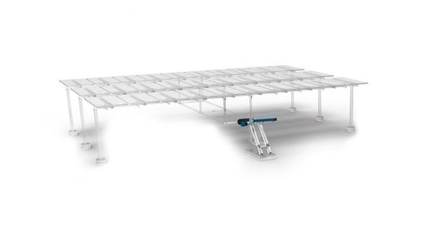 Fotovoltaikinstallation mit Spindelhubgetriebe.