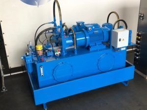 Hydraulic system for the transportation of tambours