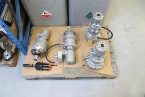 Hydraulisch systeem voor de vleesverwerkende industrie