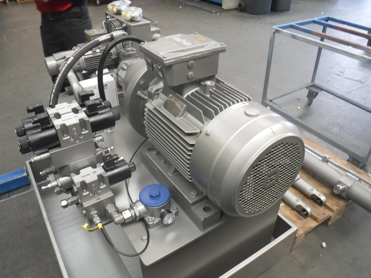 Hydraulisch systeem voor palletkantelaar