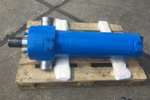 Hydraulisch systeem tbv rompen van buizen