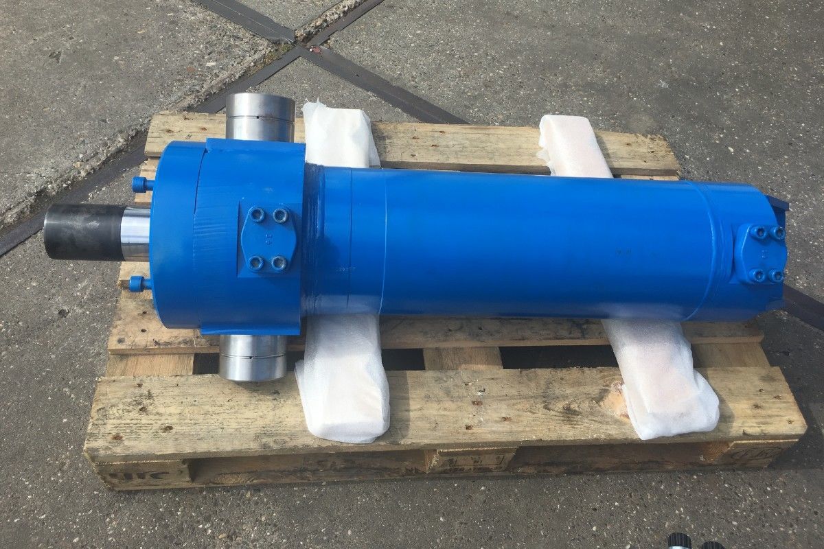 Hydraulisch systeem tbv rompen van buizen